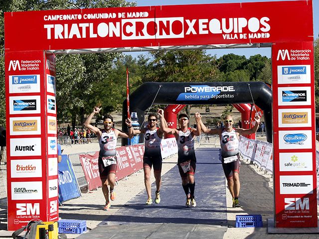 Club 3d Triatlón Madrid y entrenamiento de triatlón en Triatlón Crono Por equipos