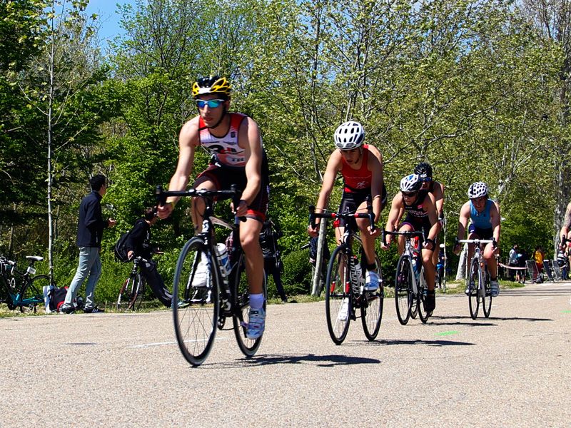 Entrenamiento de triatlón en pelotón
