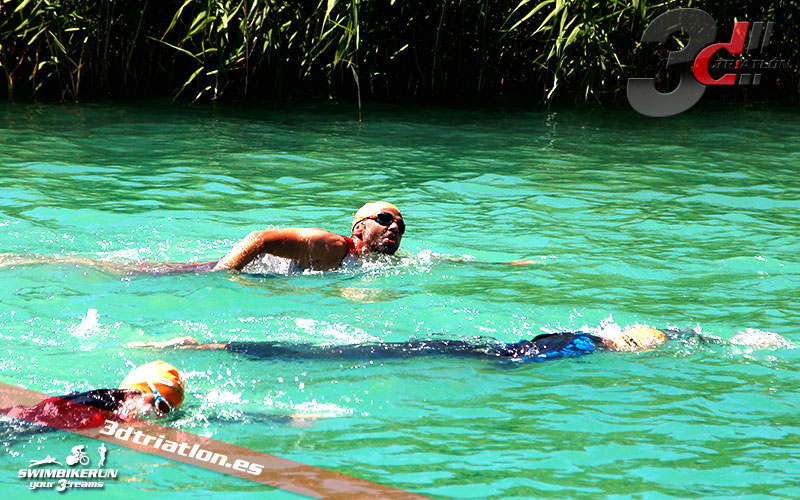 Resultados y fotos del club 3d triatlon madrid en el acuatlon dani molina