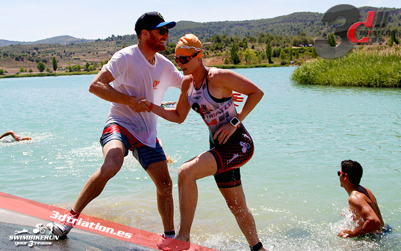 Resultados y fotos del club 3d triatlon madrid en el acuatlon dani molina