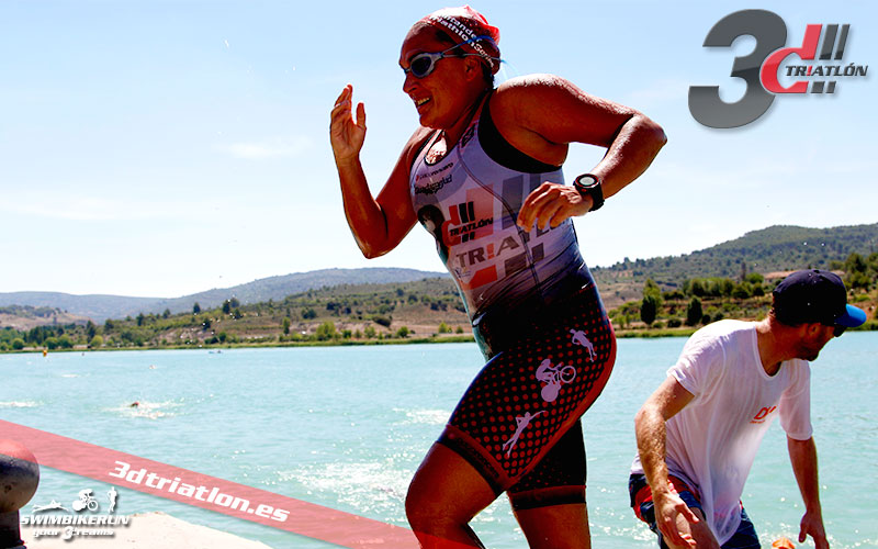 Resultados y fotos del club 3d triatlon madrid en el acuatlon dani molina