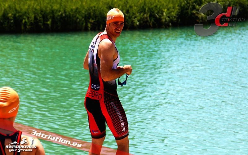Resultados y fotos del club 3d triatlon madrid en el acuatlon dani molina