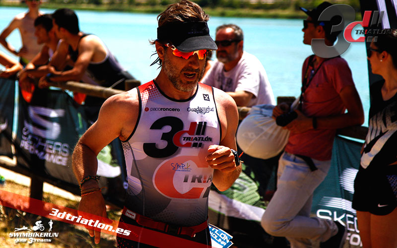 Resultados y fotos del club 3d triatlon madrid en el acuatlon dani molina