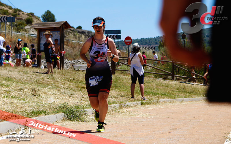 Resultados y fotos del club 3d triatlon madrid en el acuatlon dani molina
