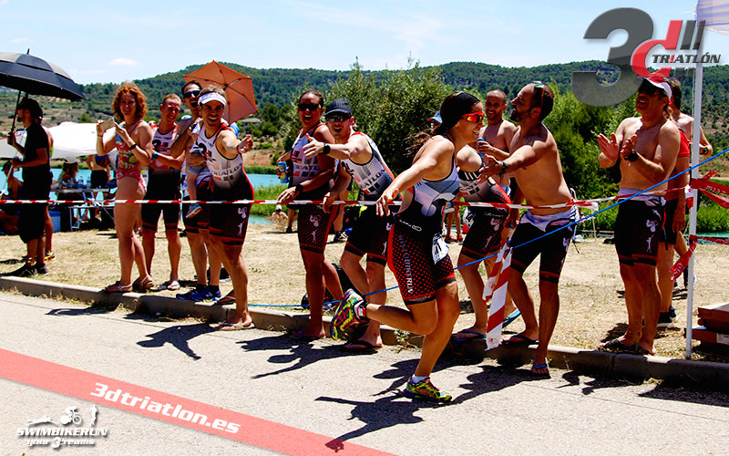 Resultados y fotos del club 3d triatlon madrid en el acuatlon dani molina