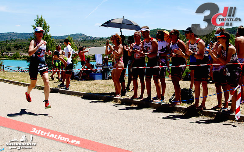 Resultados y fotos del club 3d triatlon madrid en el acuatlon dani molina