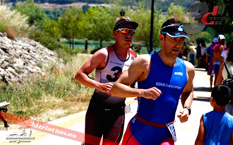Resultados y fotos del club 3d triatlon madrid en el acuatlon dani molina