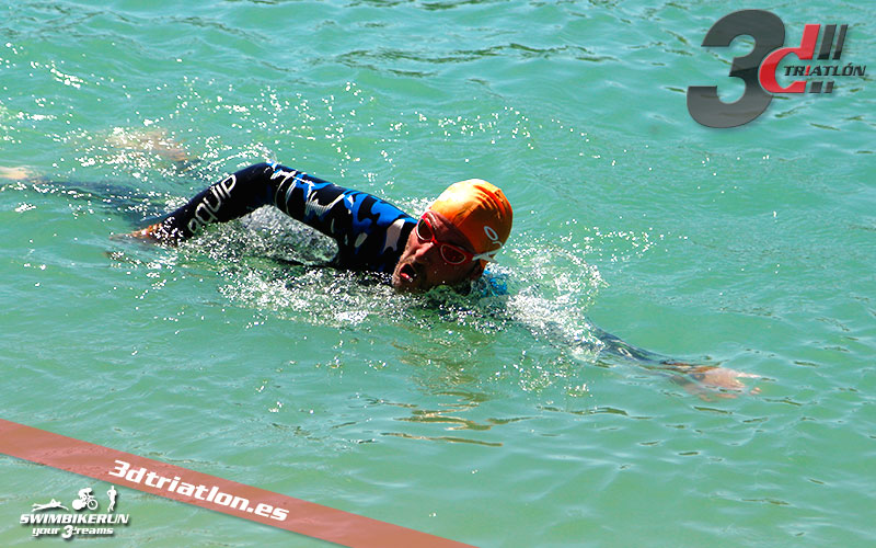 Resultados y fotos del club 3d triatlon madrid en el acuatlon dani molina