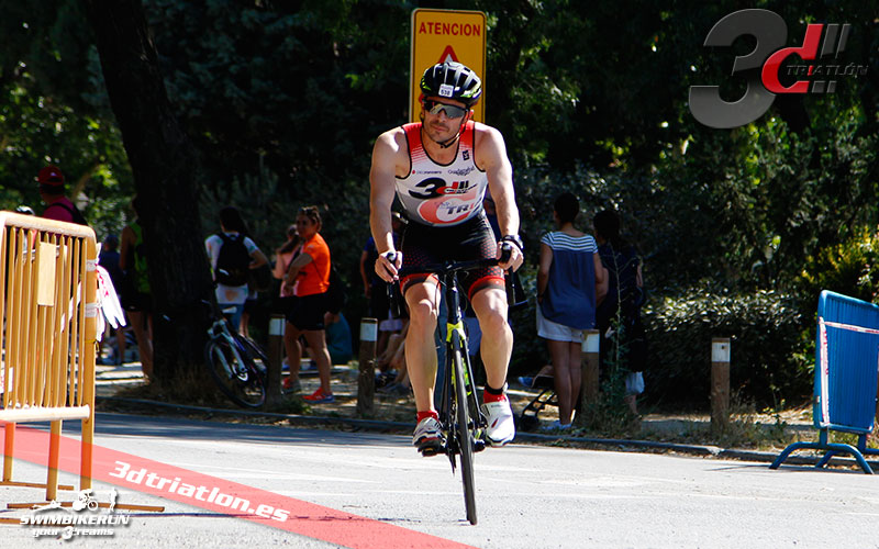 Club 3d triatlon en el triatlon villa de Madrid 2017