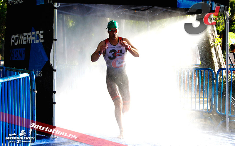 fotos del club 3d triatlon madrid en el triatlon de la casa de campo