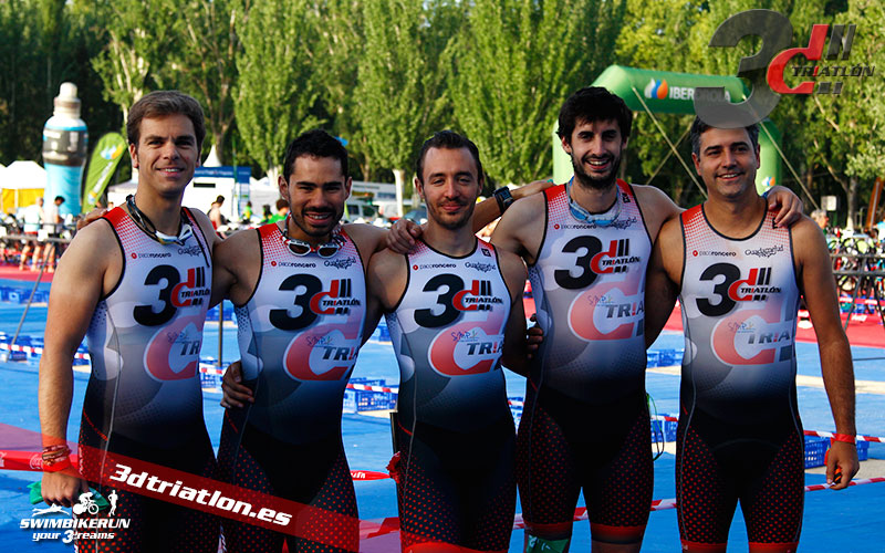 fotos del club 3d triatlon madrid en el triatlon de la casa de campo