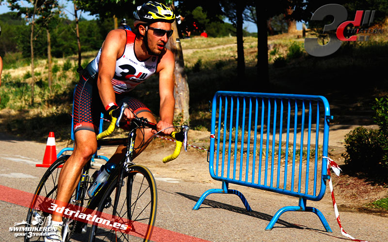 fotos del club 3d triatlon madrid en el triatlon de la casa de campo
