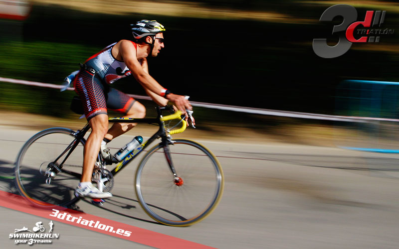 fotos del club 3d triatlon madrid en el triatlon de la casa de campo