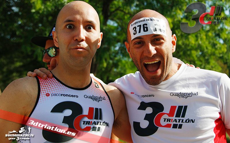 fotos del club 3d triatlon madrid en el triatlon de la casa de campo