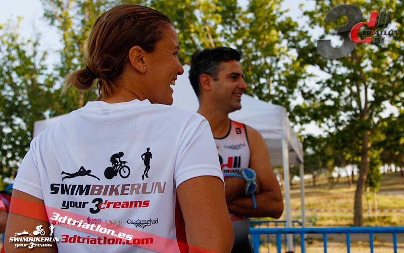 fotos del club 3d triatlon madrid en el triatlon de la casa de campo