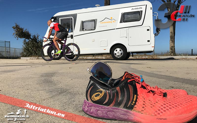 club de triatlón en triatlón islas cies 2018 en autocaravana