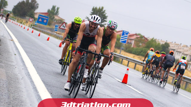 fotos triatlón pedrezuela 2019 club 3d triatlón madrid